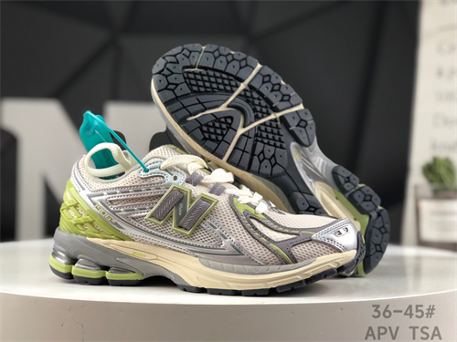 New Balance Shoes-W-1545