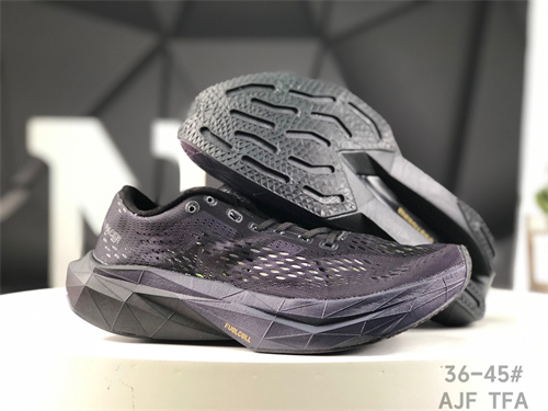 New Balance Shoes-M-1582