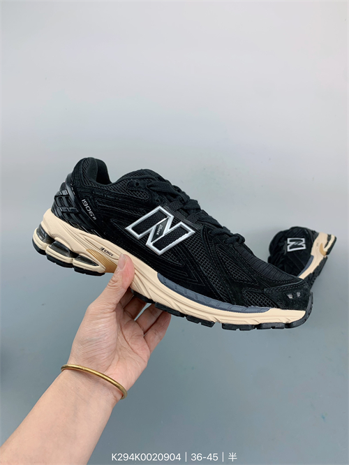 New Balance Shoes-W-1580