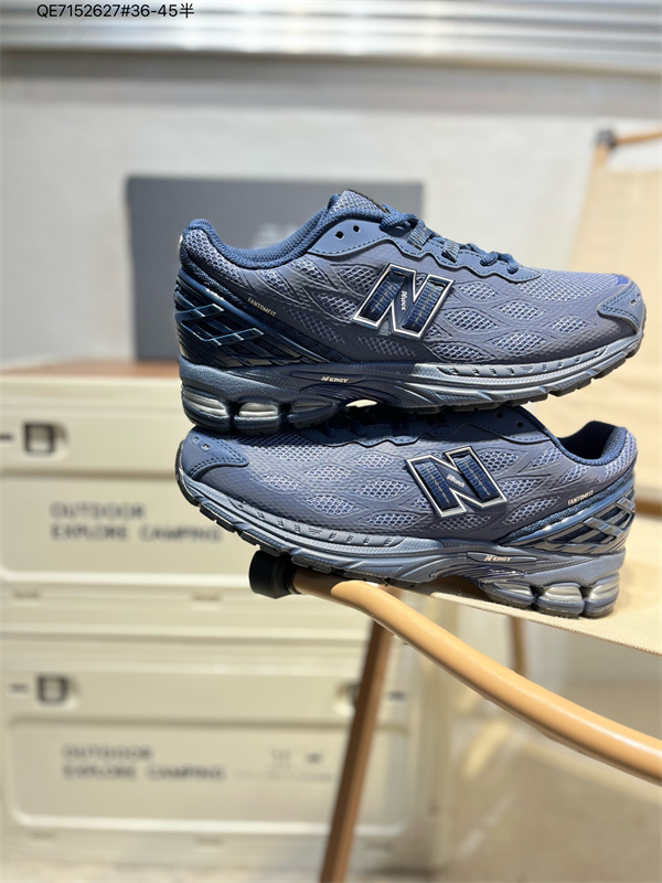 New Balance Shoes-M-1877