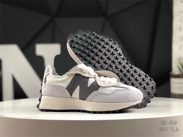 New Balance Shoes-M-2064