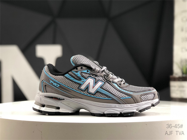 New Balance Shoes-W-2051
