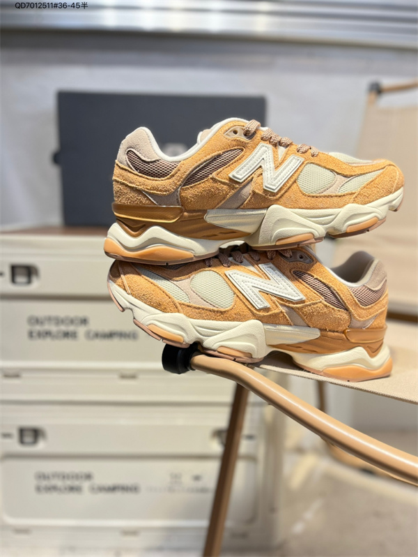 New Balance Shoes-W-2242