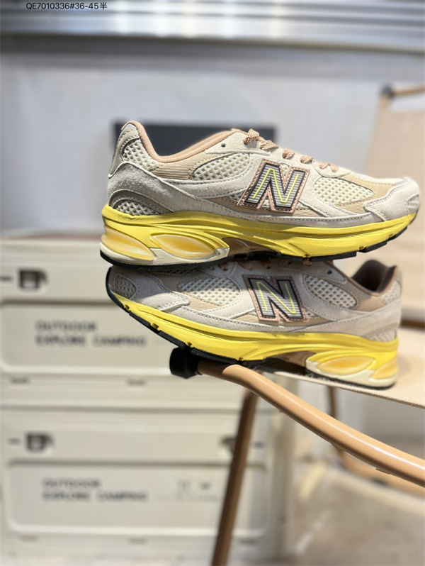 New Balance Shoes-W-2334