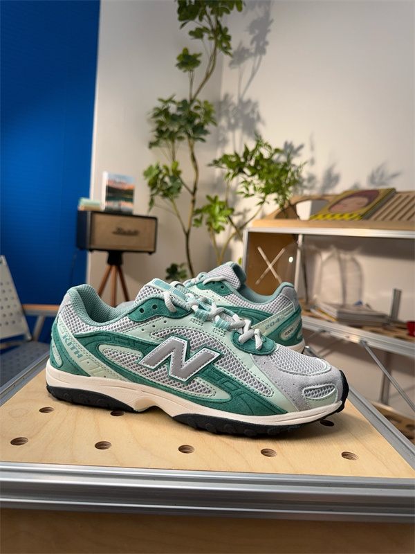 New Balance Shoes-M-2380