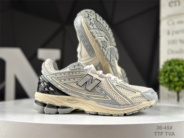 New Balance Shoes-W-2411