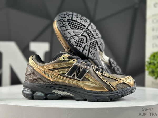 New Balance Shoes-W-2468