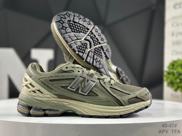 New Balance Shoes-W-2469