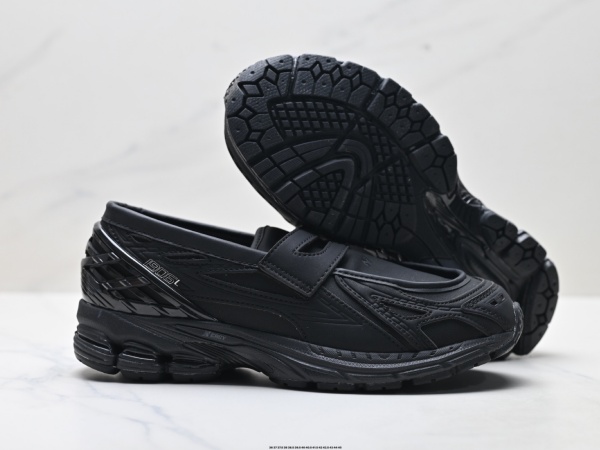 New Balance Shoes-W-2489