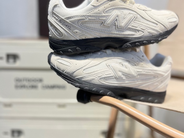 New Balance Shoes-W-2546