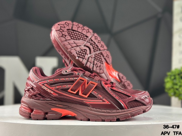 New Balance Shoes-W-2569