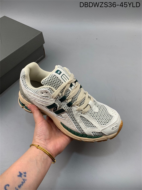 New Balance Shoes-M-0564