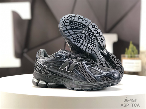 New Balance Shoes-W-0667