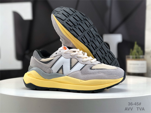 New Balance Shoes-W-0680