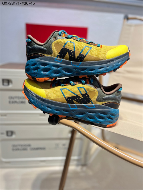 New Balance Shoes-W-0710