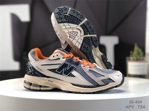 New Balance Shoes-M-0693