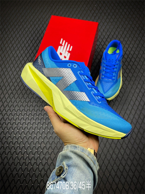 New Balance Shoes-M-0749