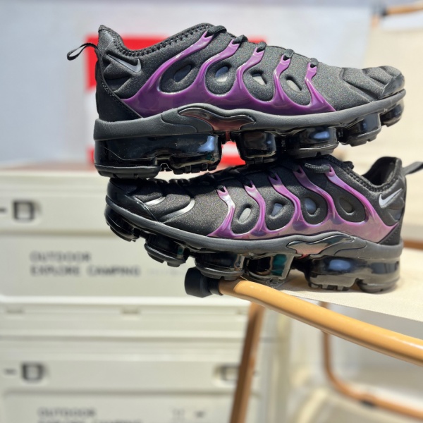 Nike Air VaporMax PLUS-M-0101