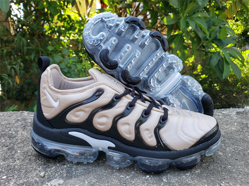 Nike Air VaporMax PLUS-M-081