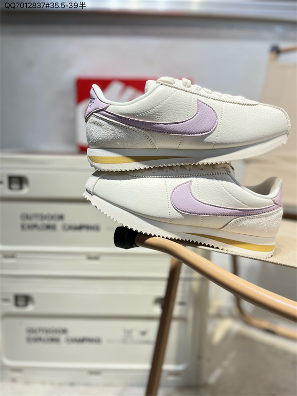 Nike Classic Cortez-W-0038