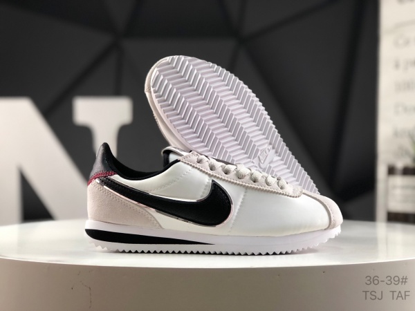 Nike Classic Cortez-W-0094