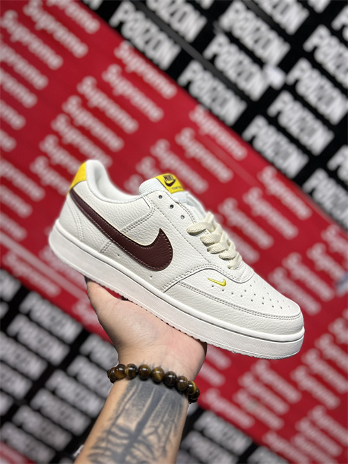 Nike Court Borough Low-0042