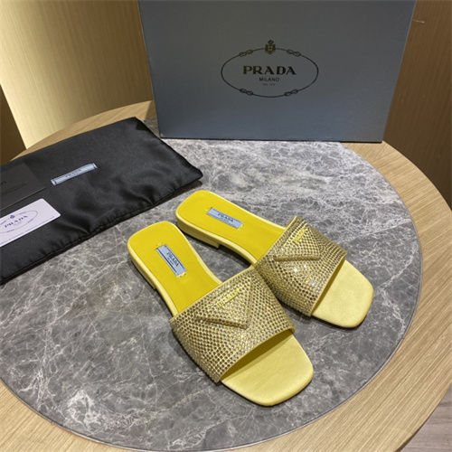 Prada Sandal-W-137