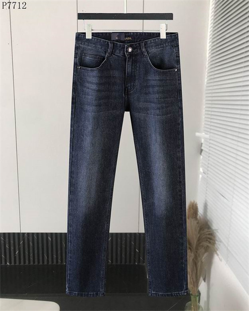 Prada Jeans-M-069