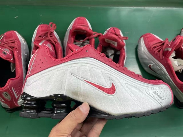 Shox R4-M-0074