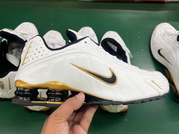 Shox R4-M-0078