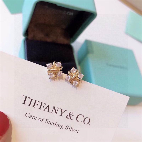 Tiffany Earrings-030