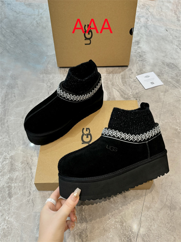 UGG Boots(AAA)-W-0472