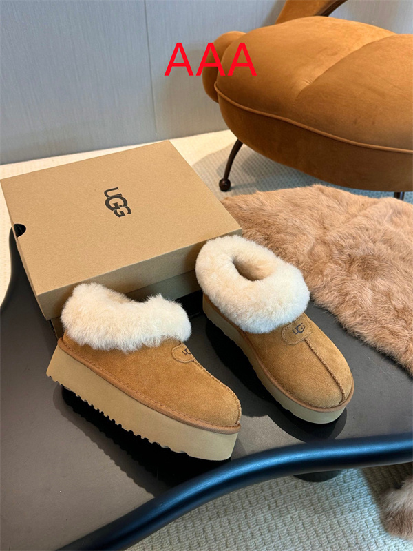 UGG Boots(AAA)-W-0495