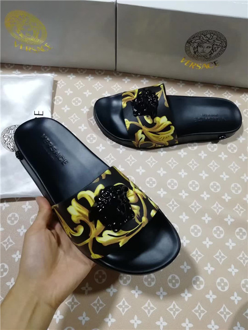 Versace Sandal-M-118