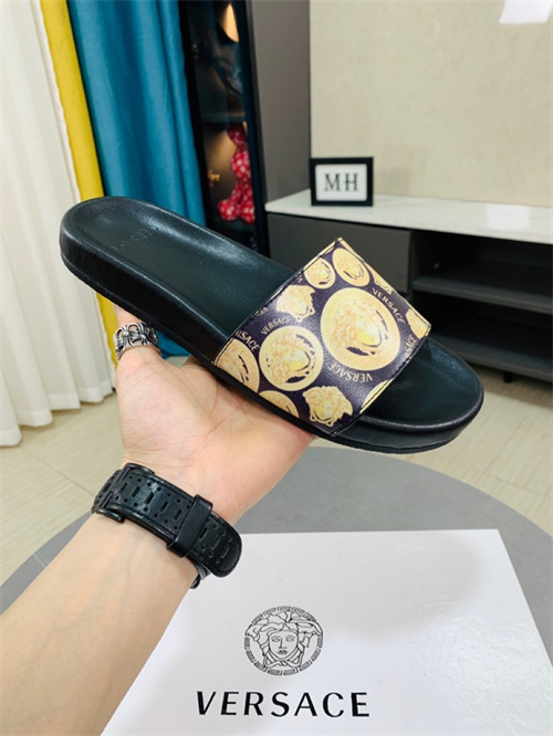 Versace Sandal-M-285