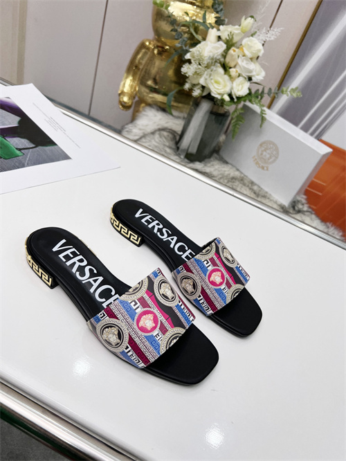 Versace Sandal-W-137