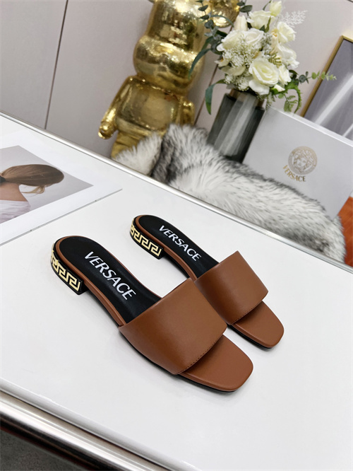 Versace Sandal-W-147