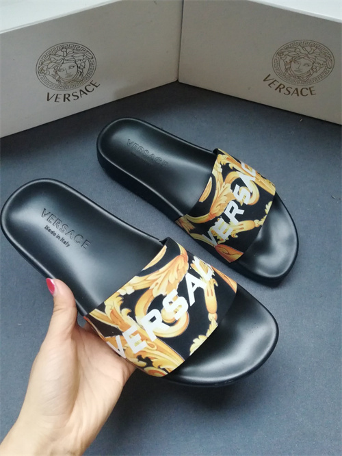 Versace Sandal-W-030