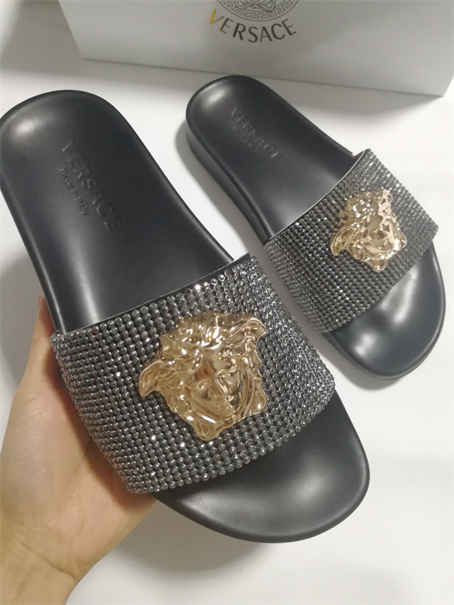 Versace Sandal-W-035