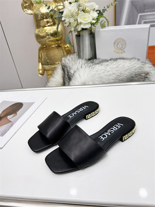 Versace Sandal-W-005