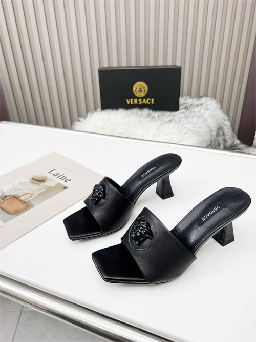 Versace Sandal-W-081