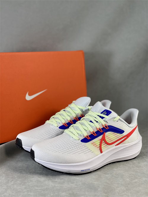 Nike Zoom Pegasus-M-048