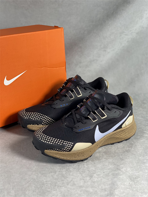 Nike Zoom Pegasus-M-085