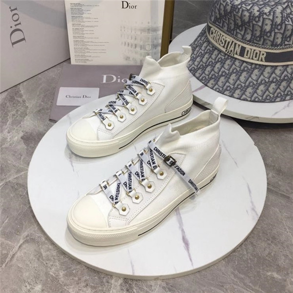 Dior Shoes-W-196