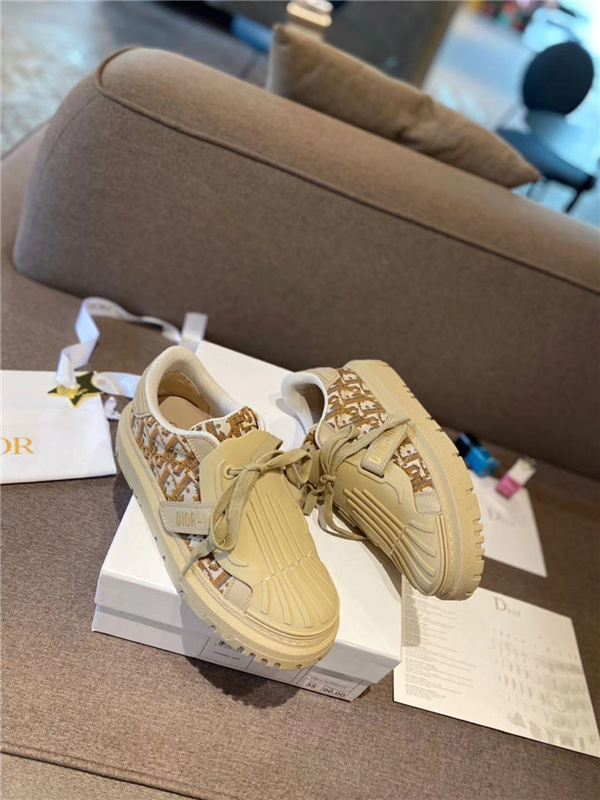 Dior Shoes-W-267