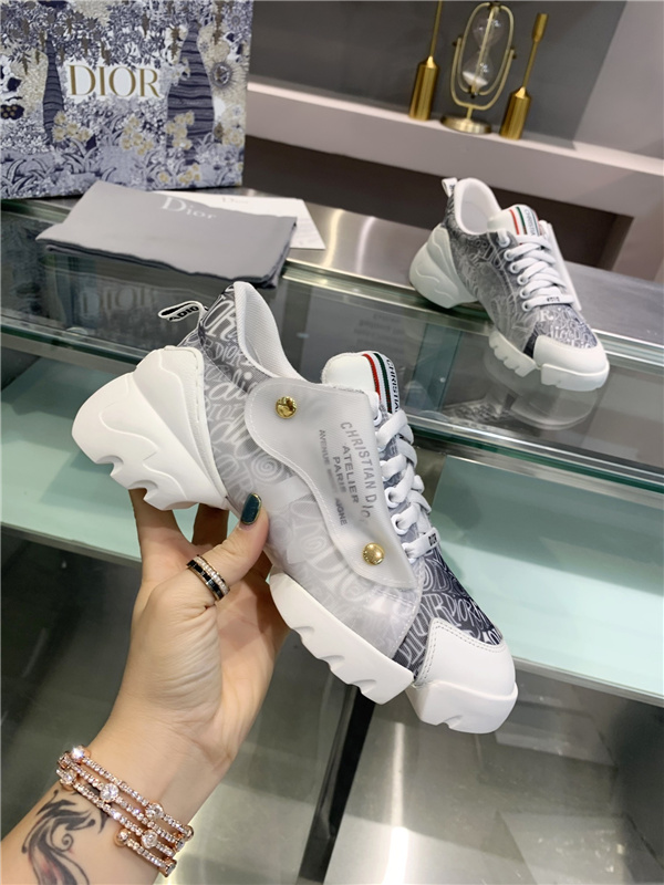 Dior Shoes-W-281