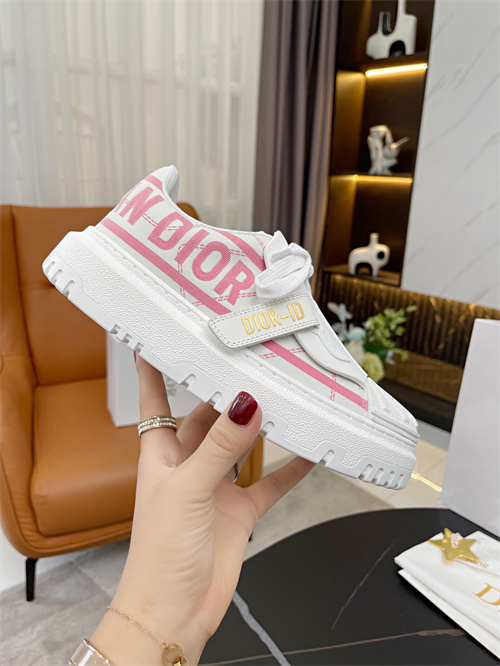Dior Shoes-W-310