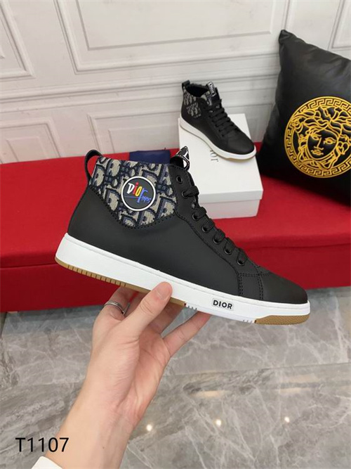 Dior Shoes-M-1137