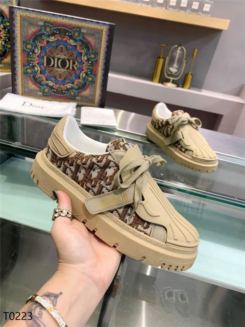 Dior Shoes-M-532