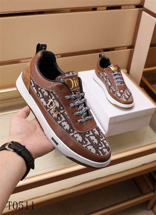 Dior Shoes-M-594